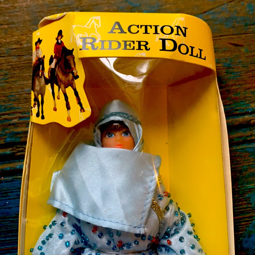 Authentic Breyer Action Rider - Picture 2 of 3